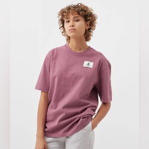 Sz small Jordan flight shirt oversized